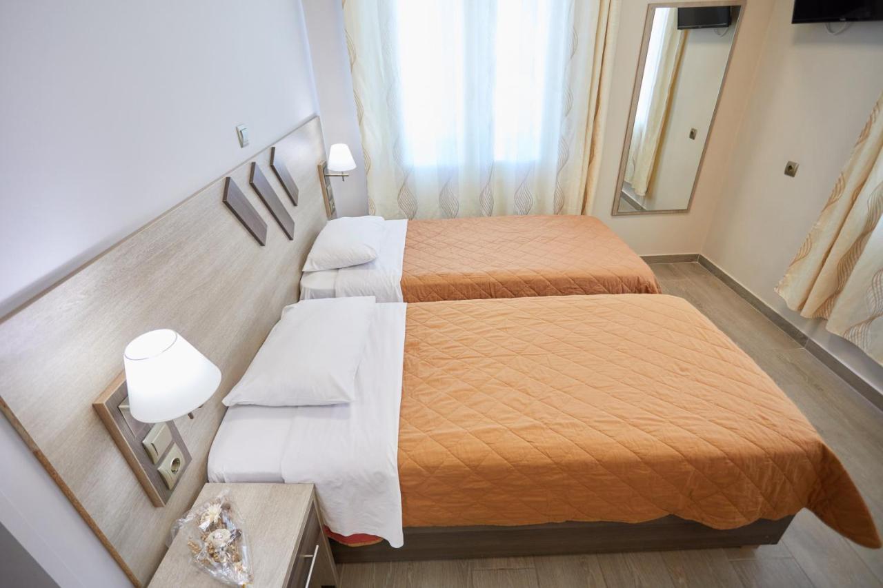 Amalia City Rooms Chios Town Exterior foto