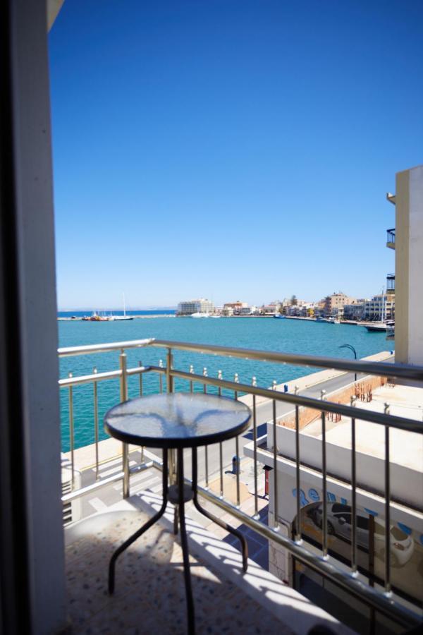 Amalia City Rooms Chios Town Exterior foto