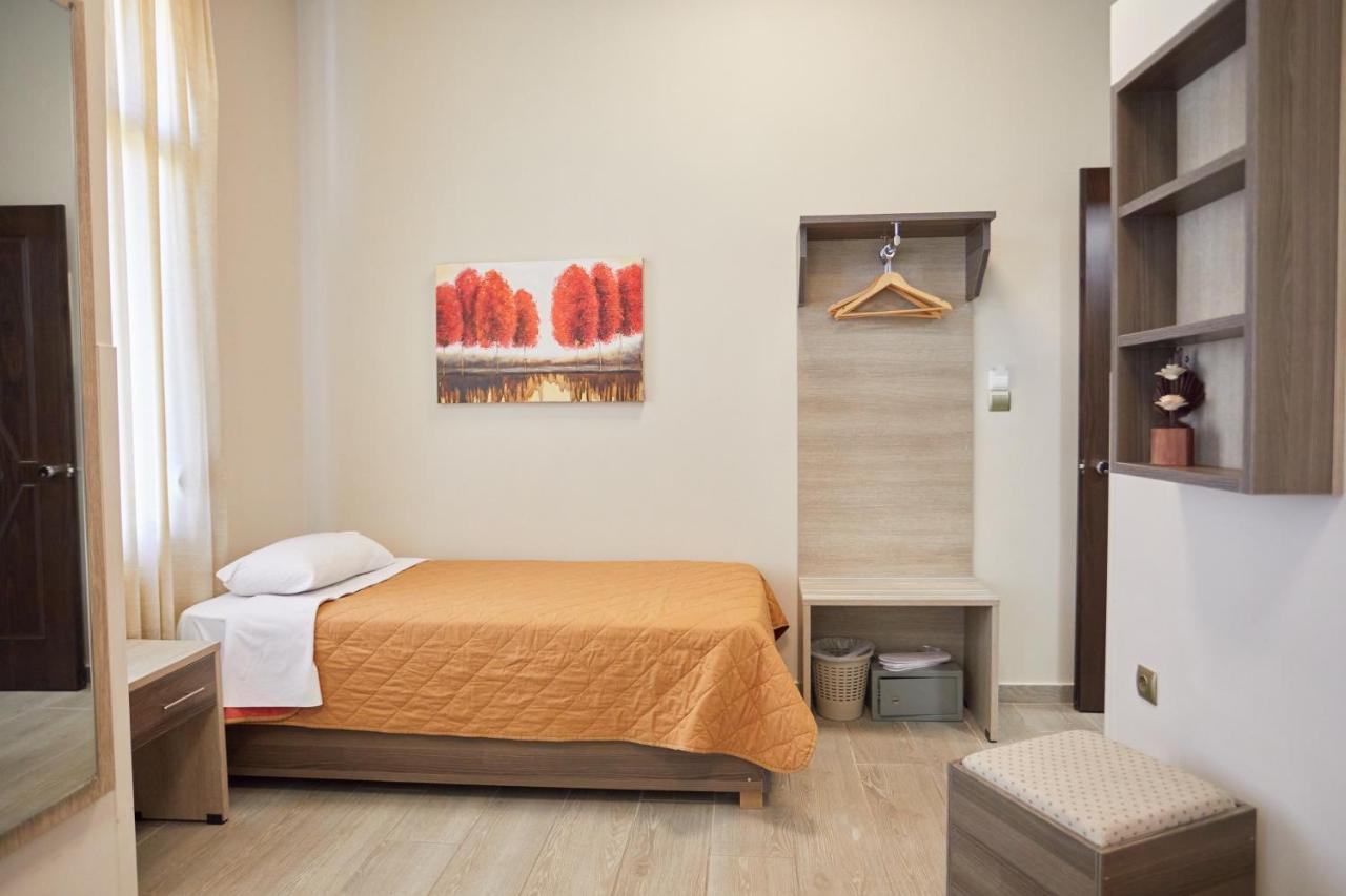 Amalia City Rooms Chios Town Exterior foto