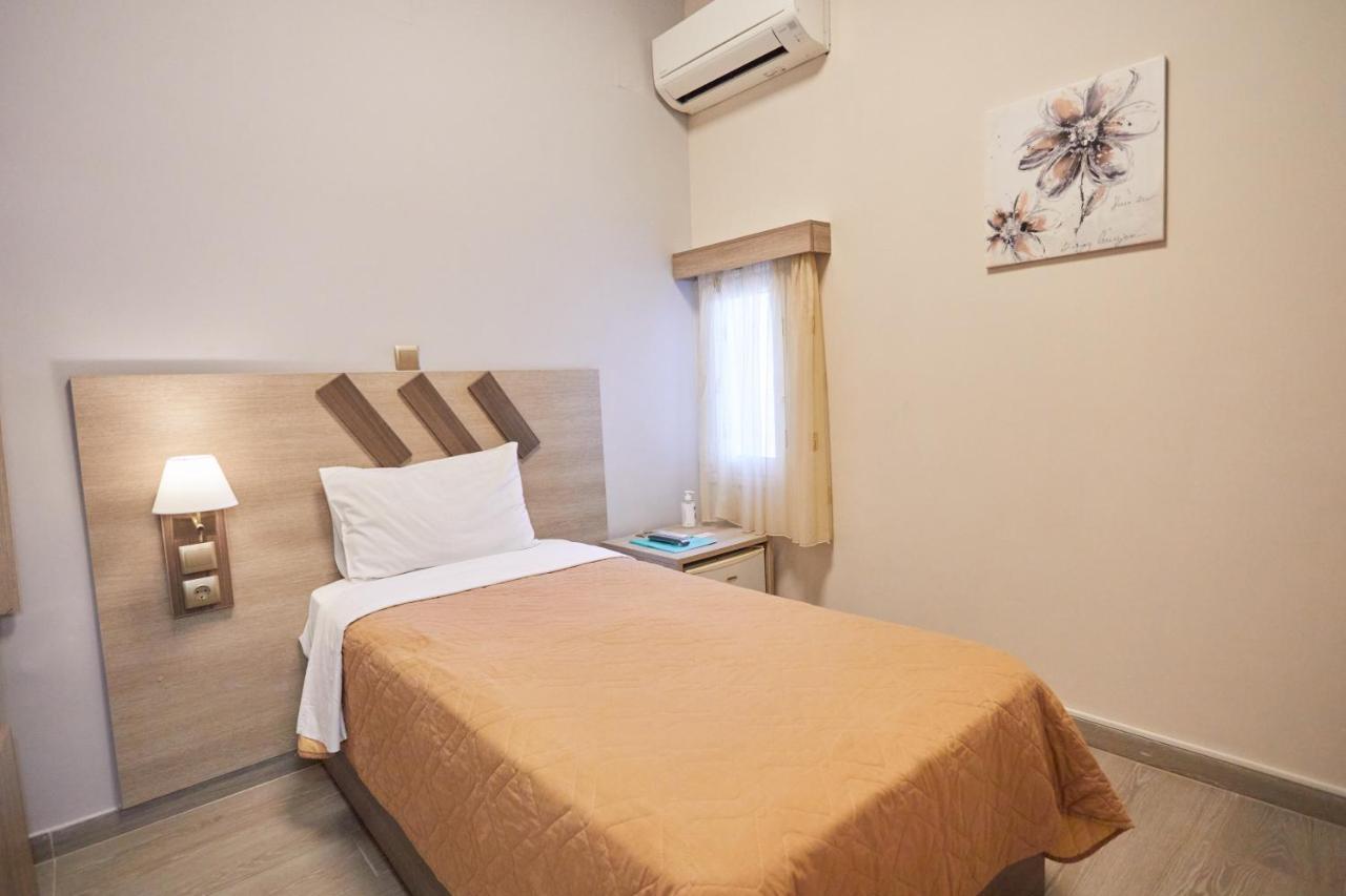 Amalia City Rooms Chios Town Exterior foto
