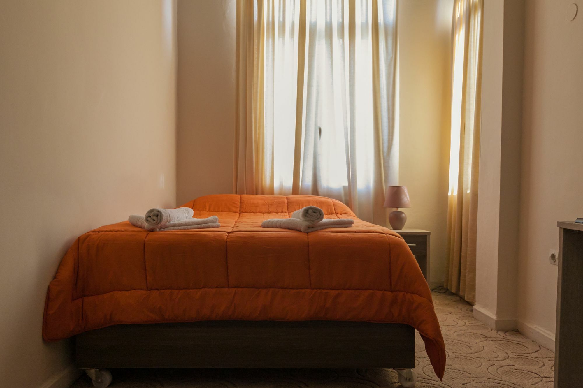 Amalia City Rooms Chios Town Exterior foto